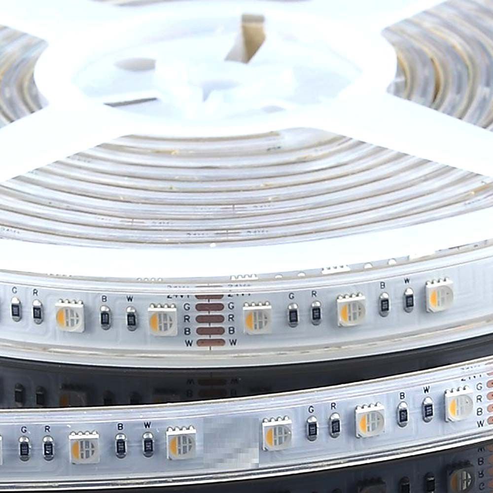 Bandă LED SMD5050 60 LED 24V IP65 3 in 1 RGB